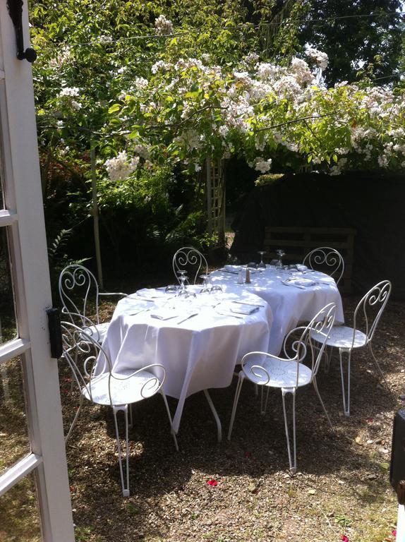 Auberge Du Manoir D'Archelles Arques-la-Bataille ภายนอก รูปภาพ
