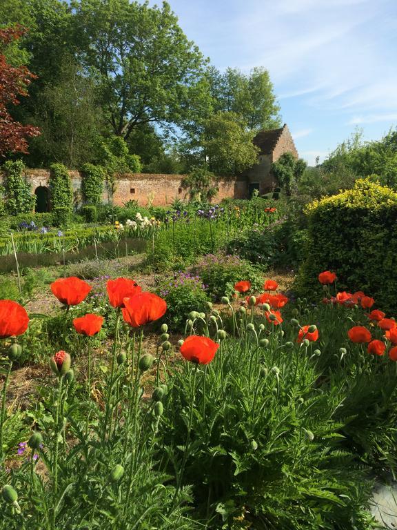 Auberge Du Manoir D'Archelles Arques-la-Bataille ภายนอก รูปภาพ
